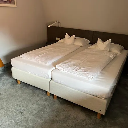 מלון Lachnerhof 3*